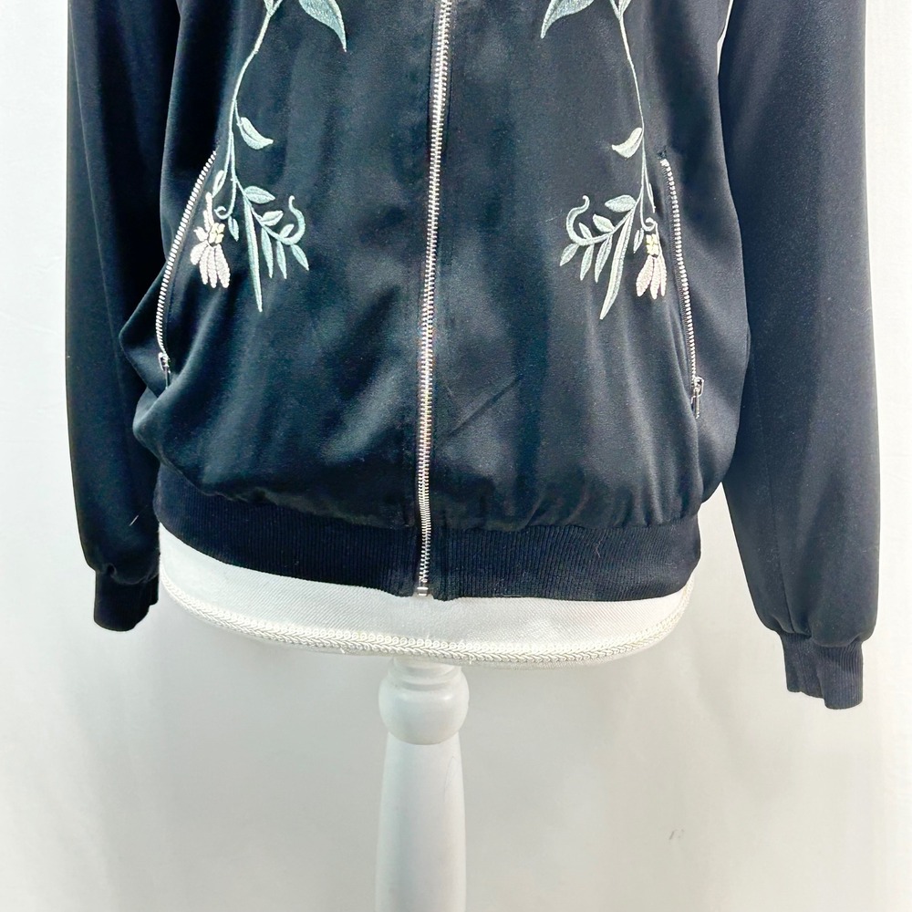 Honey Bella Black Embroidered Floral Bomber Jacket Womens Size S - Picture 3 of 10